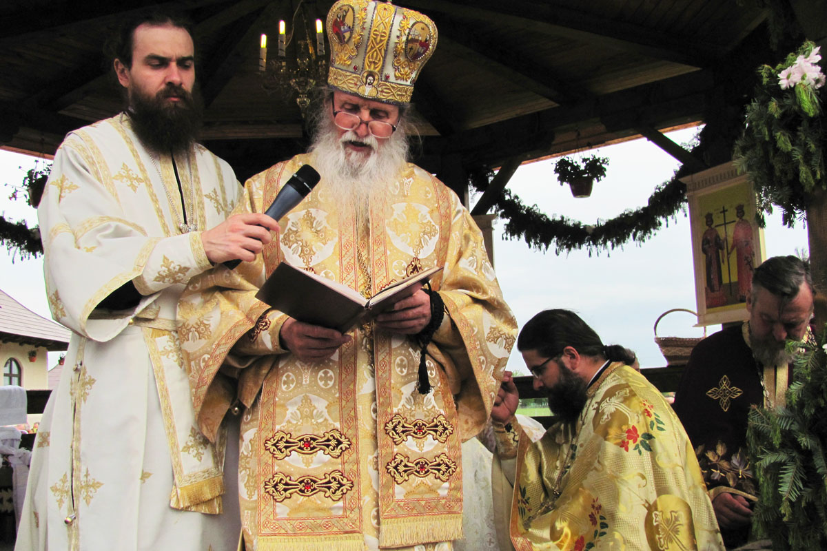 Binecuvântare arhierească în protopopiatele Rădăuţi şi Sascut