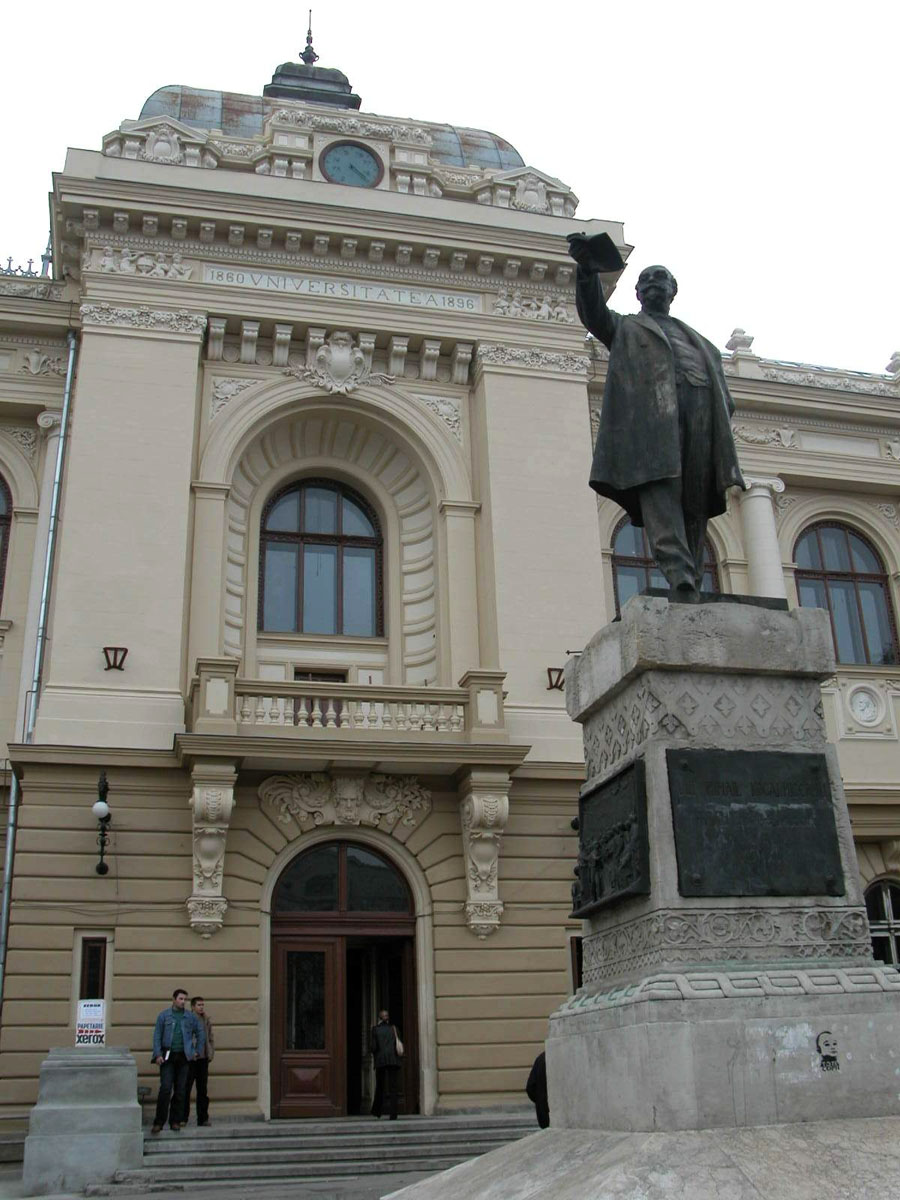 Târgul ofertelor educaţionale