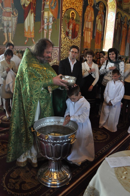 Moment emoţionat de Rusalii, la Câmpulung Moldovenesc