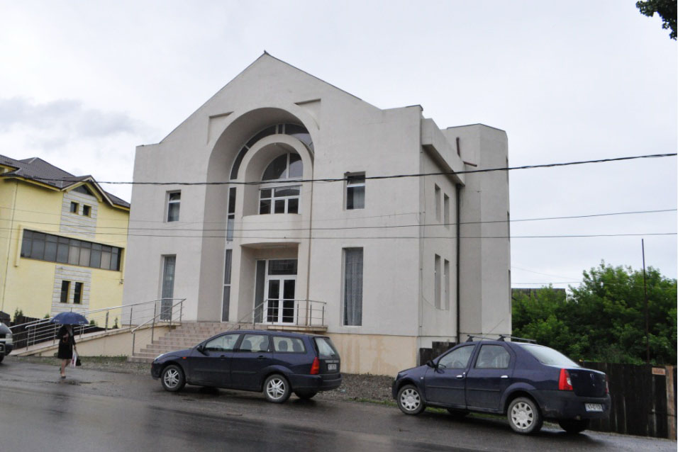 Centrul Social de Urgenţă din Roznov, sprijin pentru persoanele fără adăpost