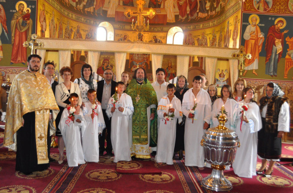 Moment emoţionat de Rusalii, la Câmpulung Moldovenesc