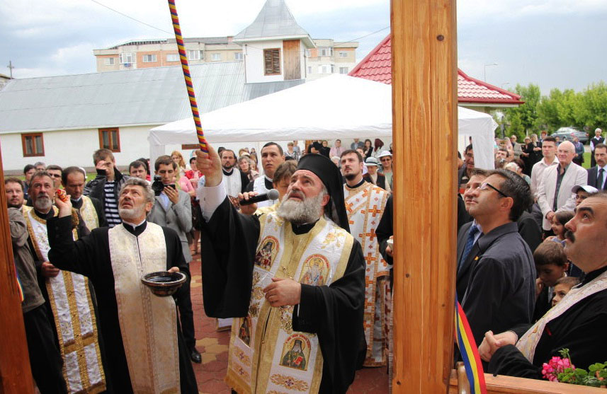 PS Ioachim Băcăuanul a inaugurat Centrul social-filantropic Lazaret