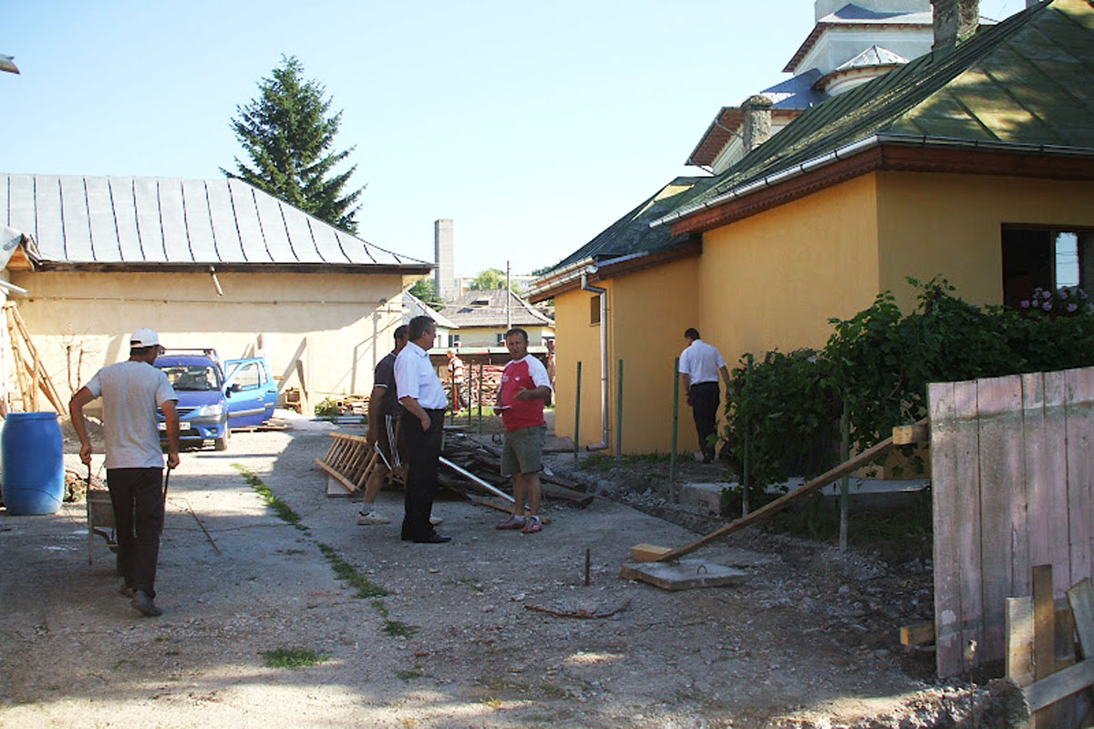 Lucrări de reabilitare la sediul Protopopiatului Buhuşi