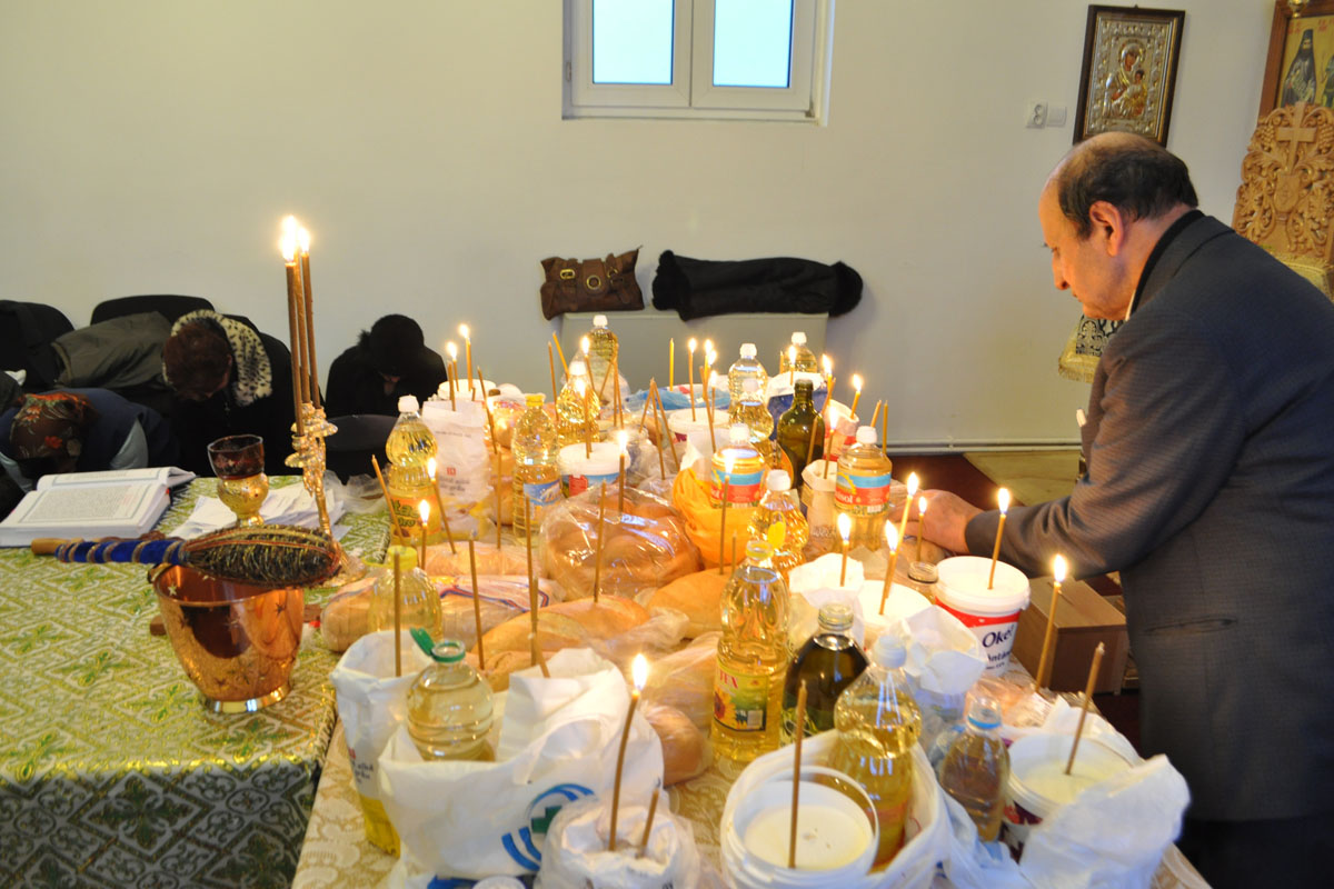 Rugăciuni pentru ploaie în două parohii din Protopopiatul Iaşi 1