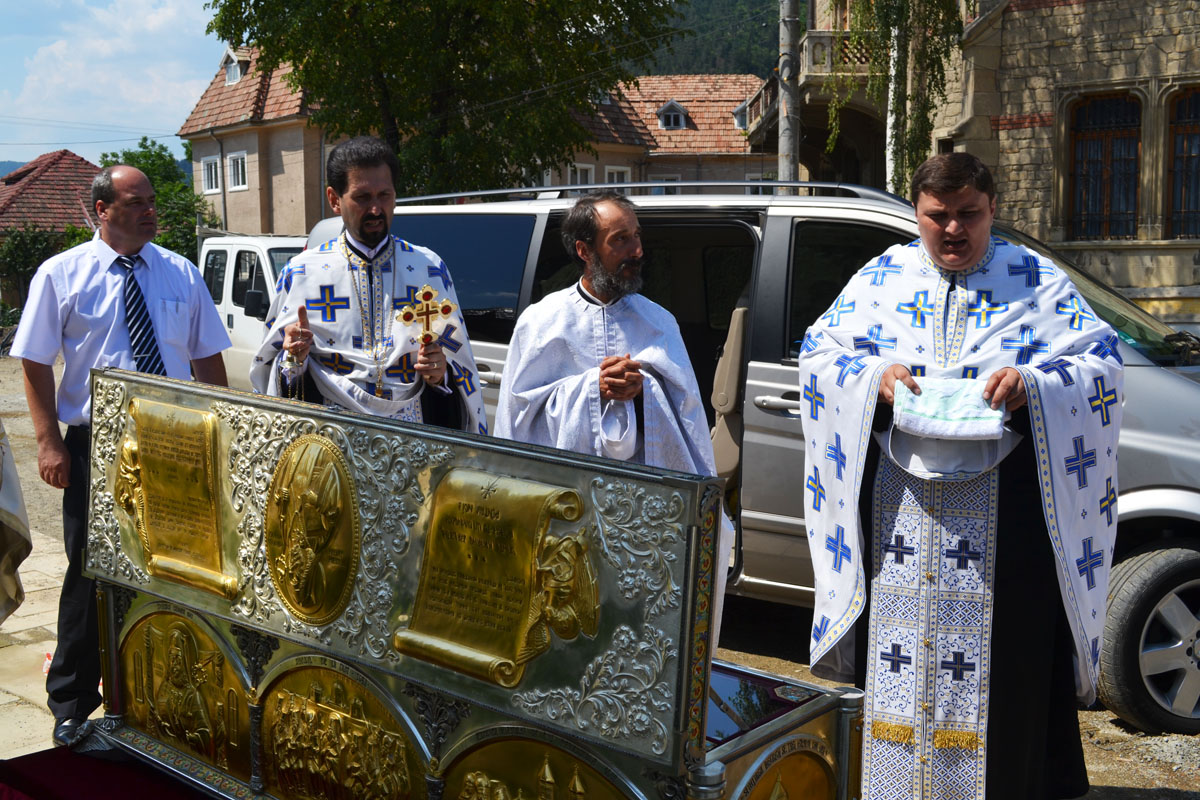 Moaştele Sfântului Varlaam au ajuns la Piatra Neamţ