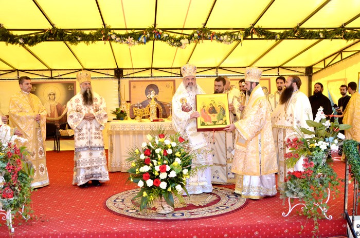 Patriarhul României a împlinit 61 de ani