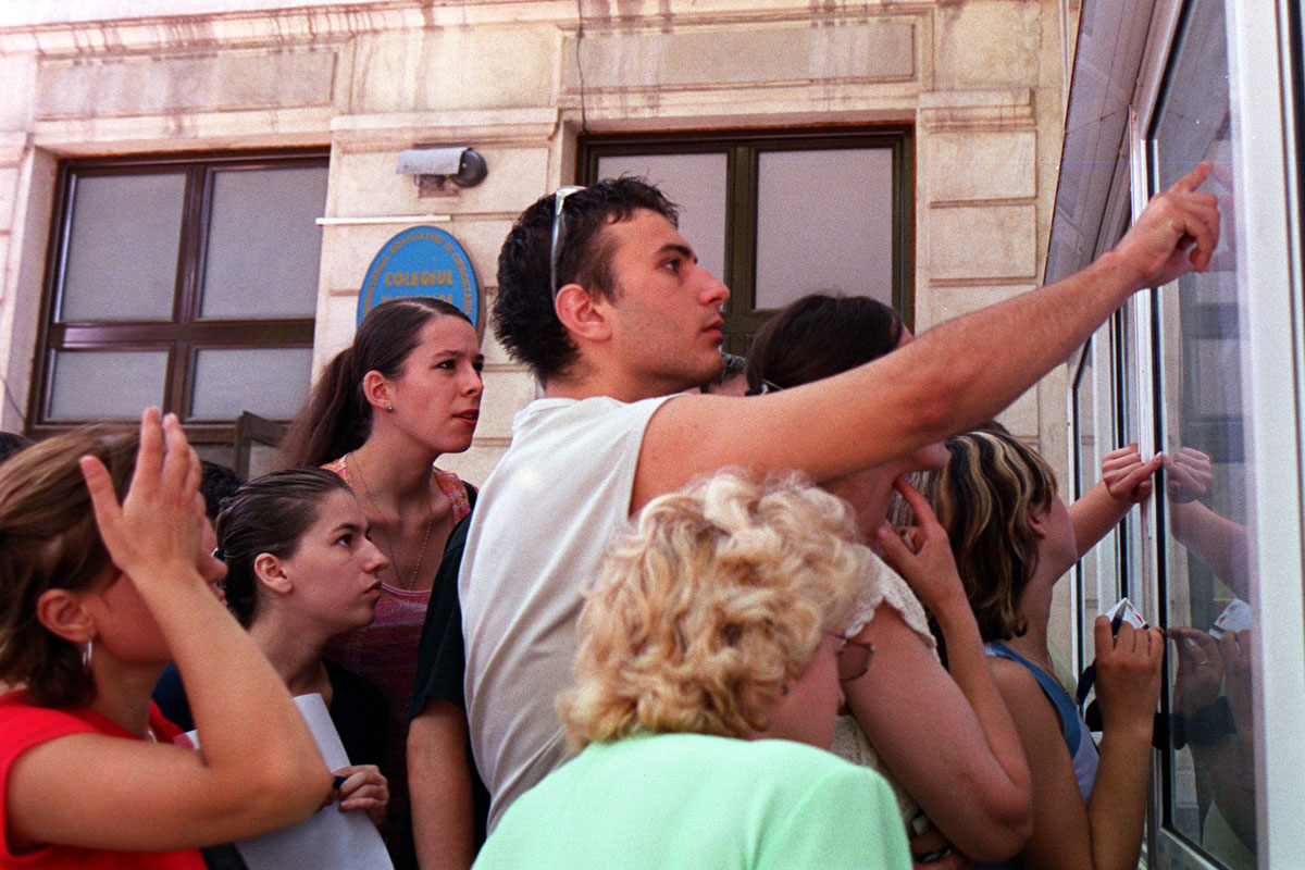 Primele rezultate vor fi afişate mâine