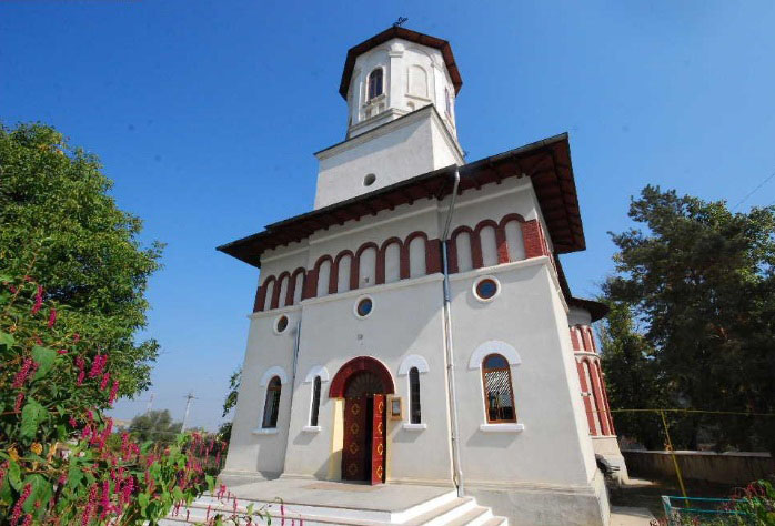 Resfinţirea Bisericii „Naşterea Maicii Domnului“ - Tomeşti