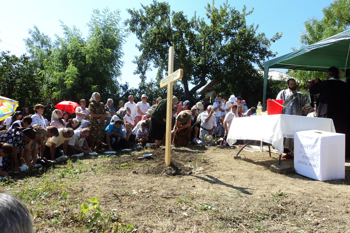 Piatră de temelie pentru biserica parohiei Ţărinca