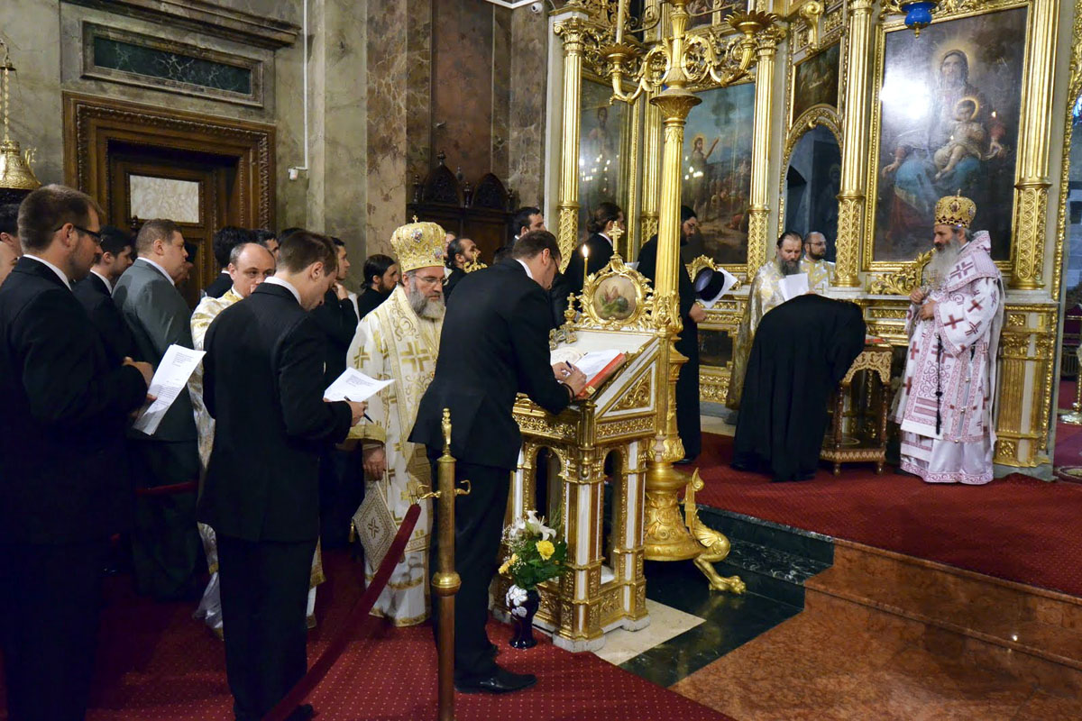 Studenţii teologi depun mâine jurământul de credinţă