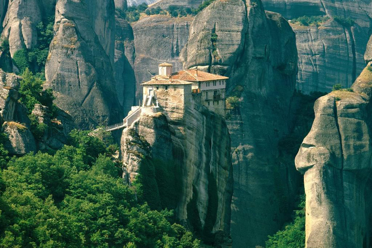 Rugători la moaştele sfinţilor făcători de minuni