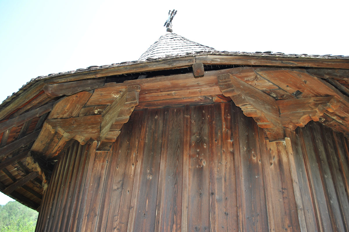 Bisericuţa reclădită de la Vama