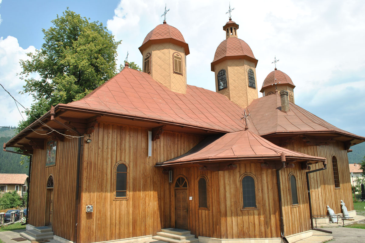 Biserica din Capu' Satului, un giuvaier din ţara lemnului