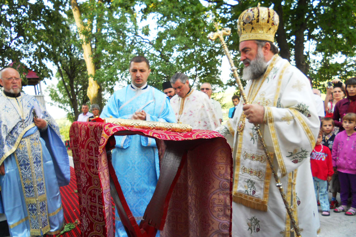 Resfinţirea bisericii parohiei Ruşi - Valea Mare