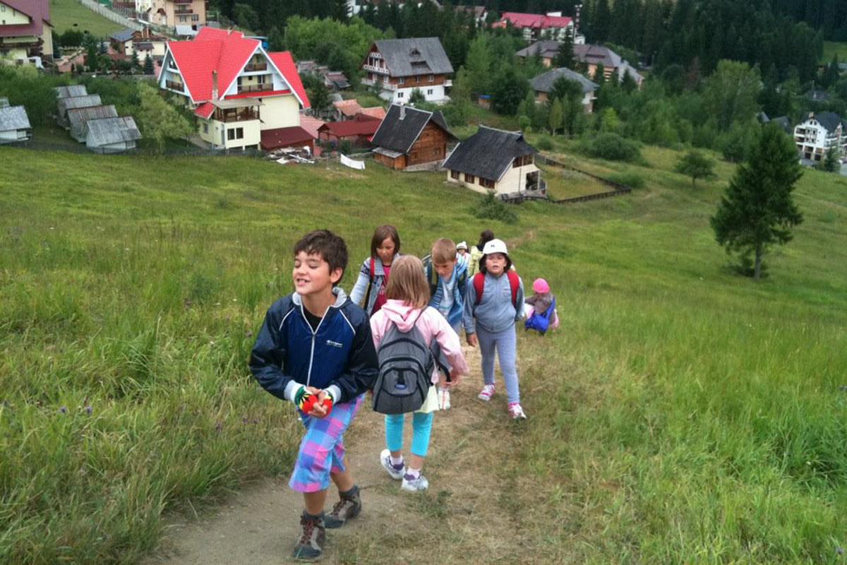 „Tabăra bucuriei“ la Şcoala „Varlaam Mitropolitul“