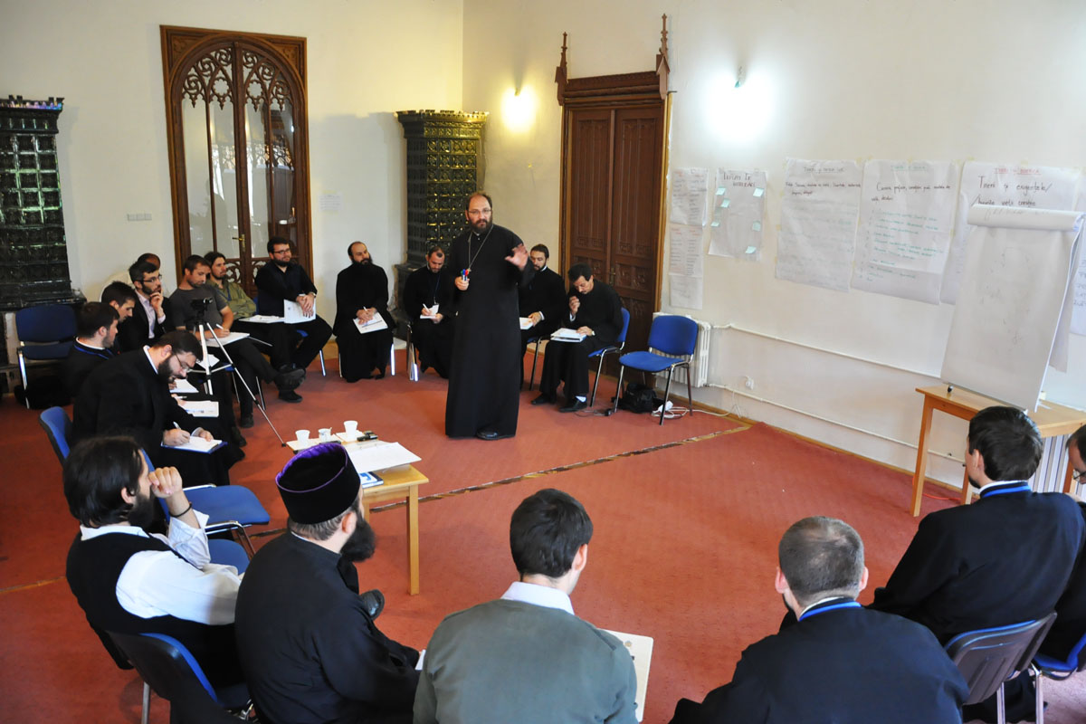 „În pastoraţia pentru tineri, folosiţi tinerii!“