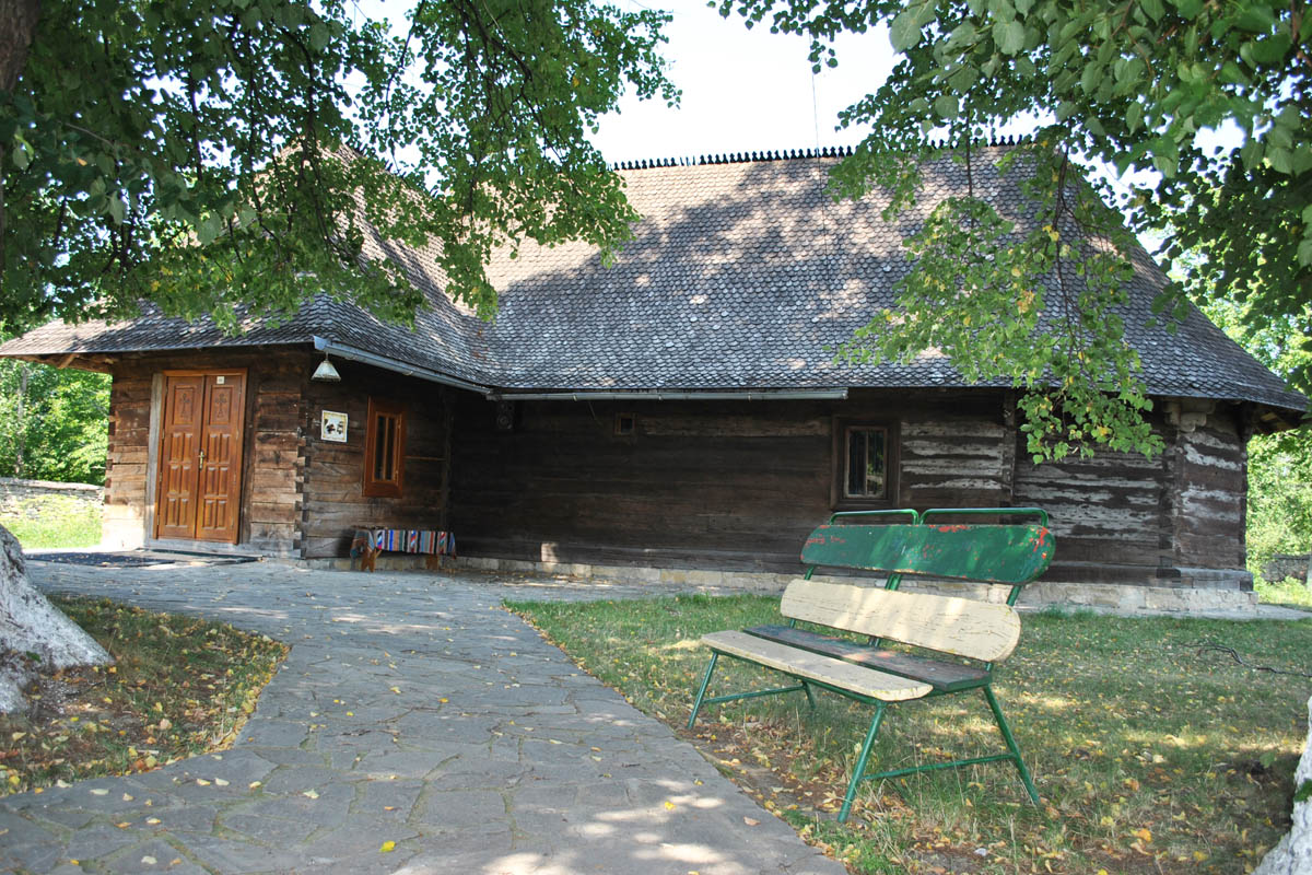 Lăcaşul ocrotit de patriarhul Iustin