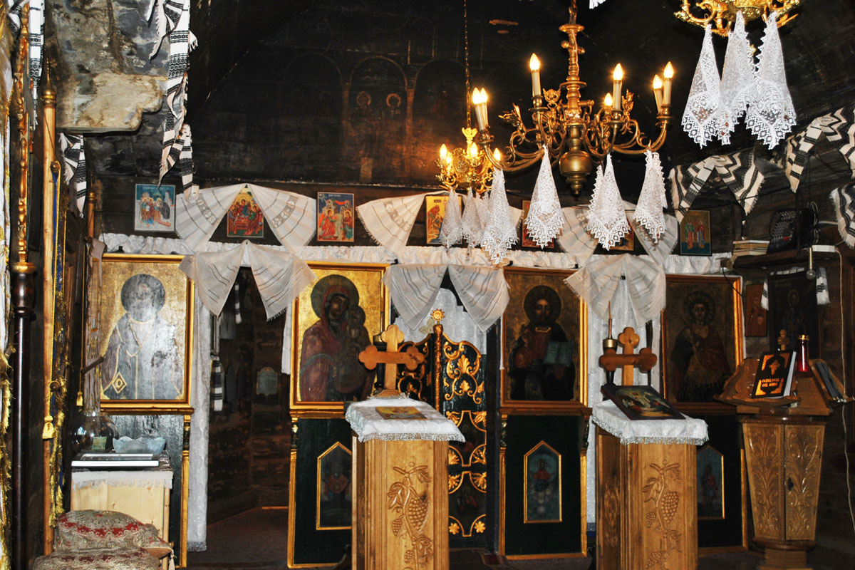 Lăcaşul ocrotit de patriarhul Iustin