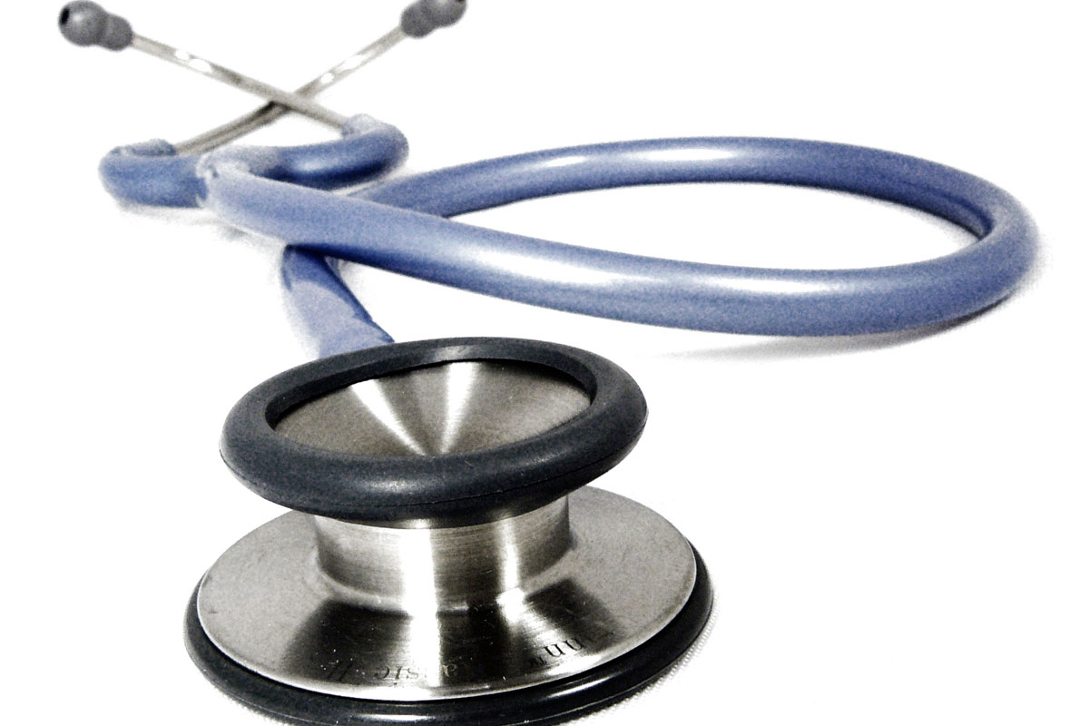 Un milion şi jumătate de români suferă de boli cardiace ischemice