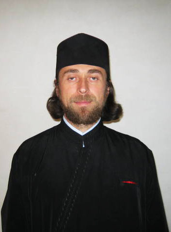 „Dacă ni se va părea grea crucea, să-L luăm pe Hristos alături“