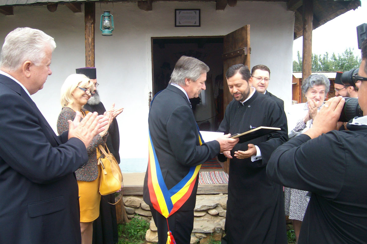 A fost inaugurată expoziţia etnografică „Casa Bunicilor“