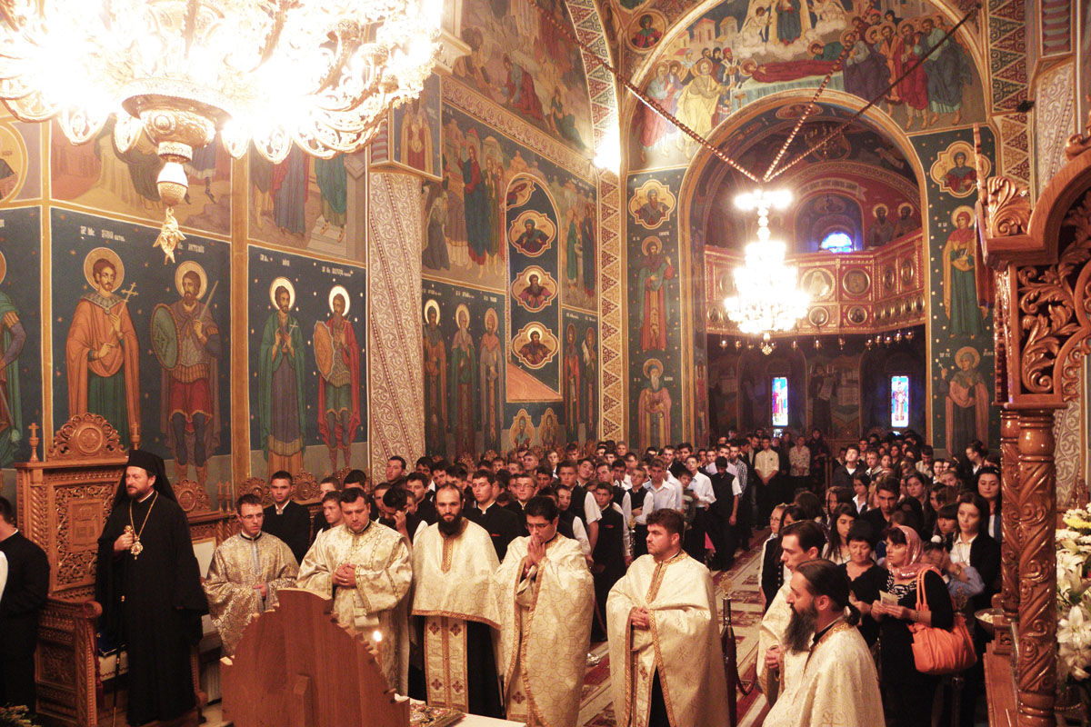 Deschiderea anului şcolar la seminariile teologice din Suceava şi Huşi