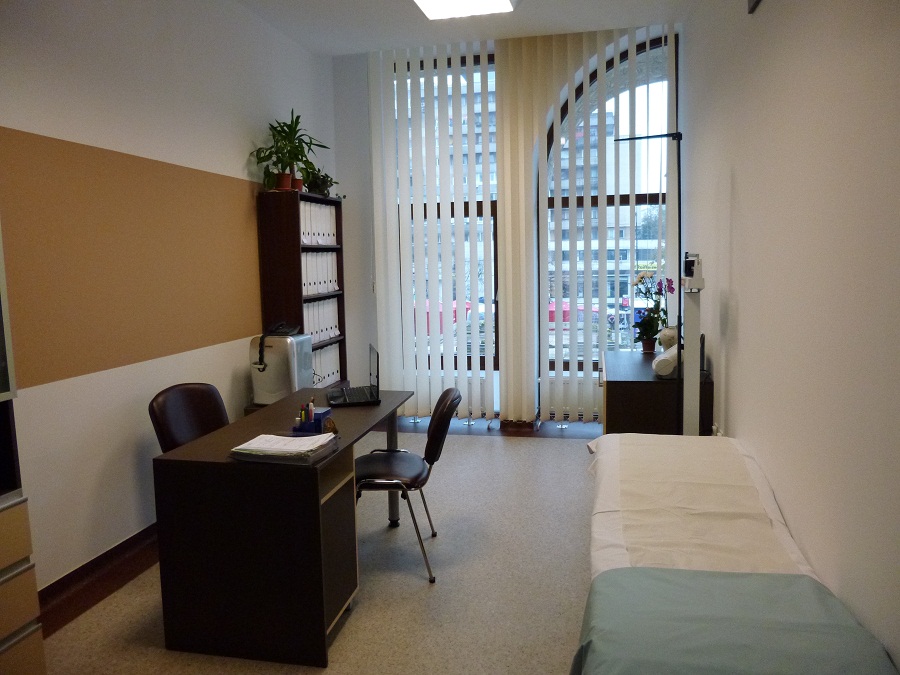 PF Daniel a sfinţit noul sediul al Policlinicii “Providenţa”