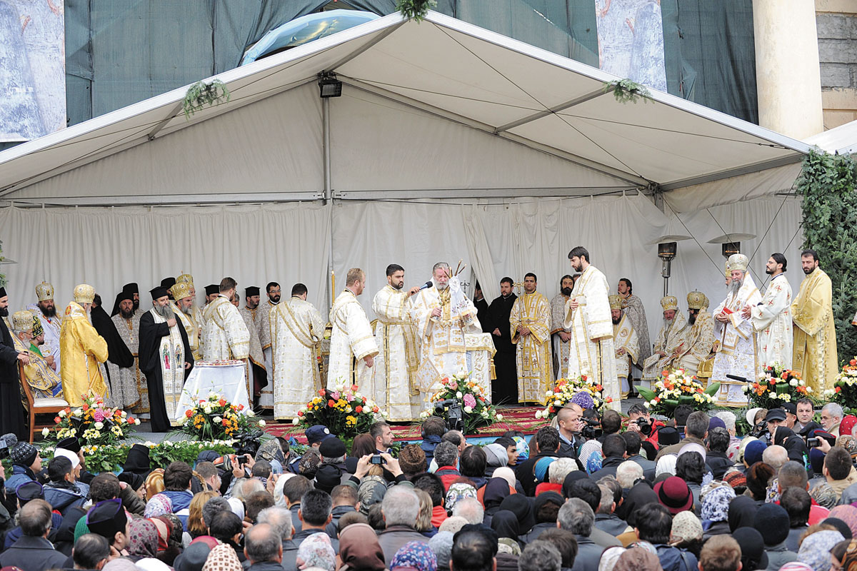 La Sfânta Parascheva, toţi vorbim aceeaşi limbă