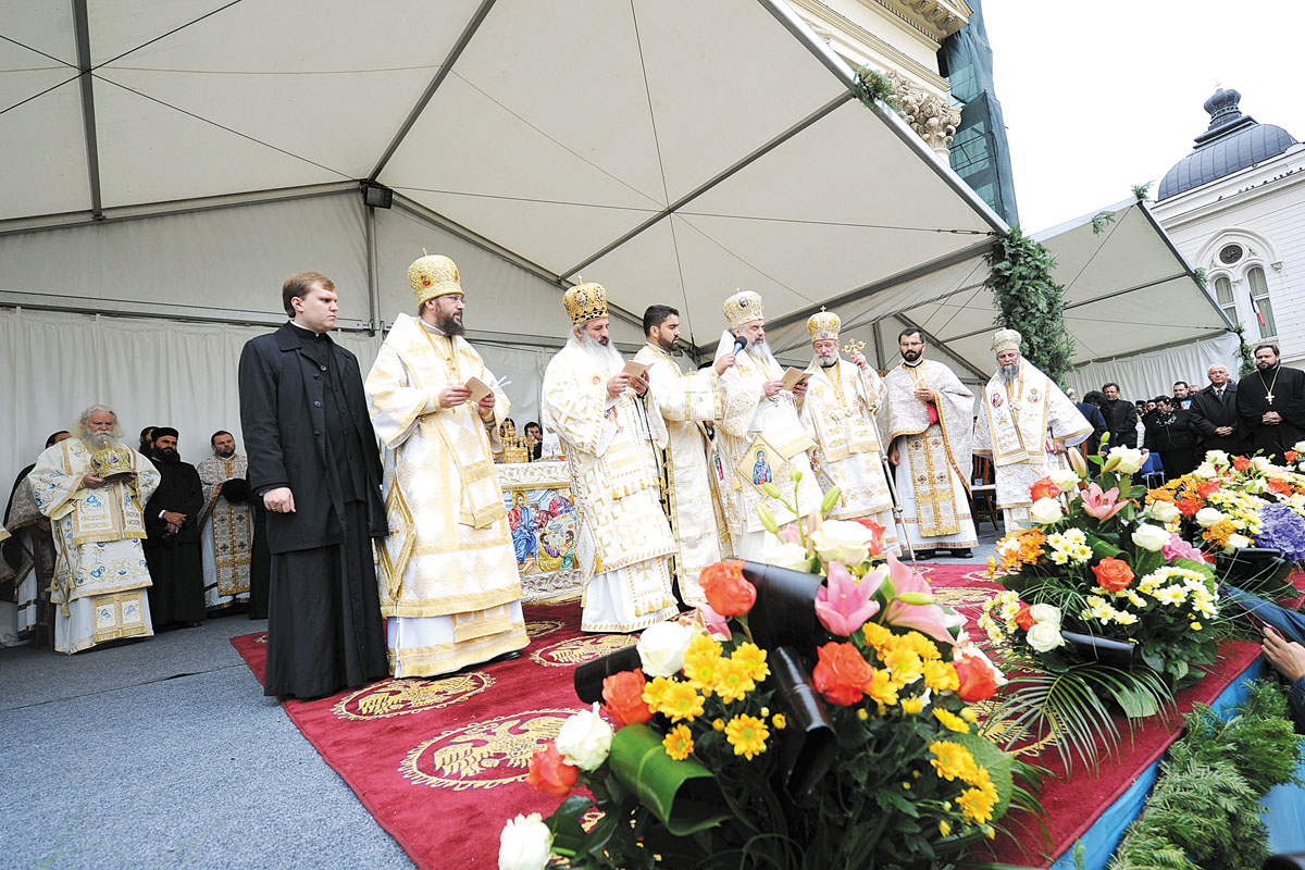 La Sfânta Parascheva, toţi vorbim aceeaşi limbă