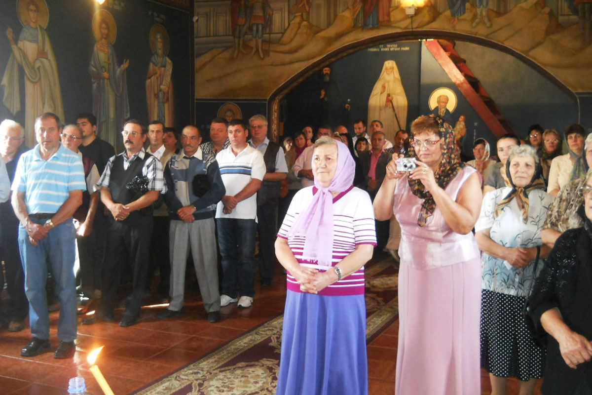 O comunitate mică, dar cu o intensă activitate filantropică