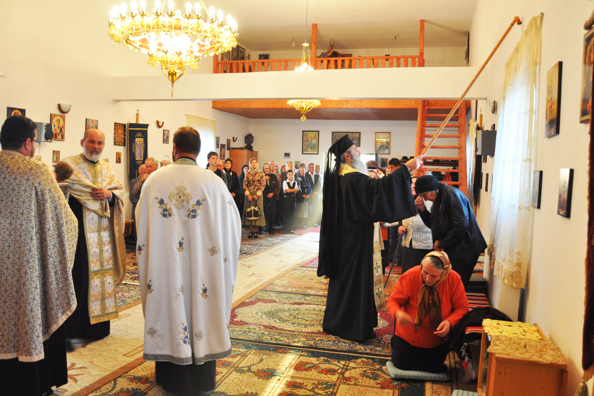 Sfinţire de paraclis şi casă parohială în parohia Mărgineni 2