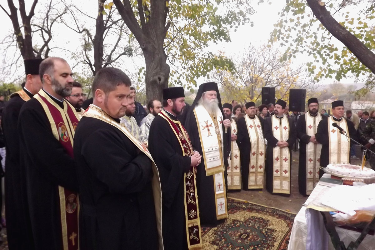A fost inaugurat Cimitirul Militar din comuna Deleni