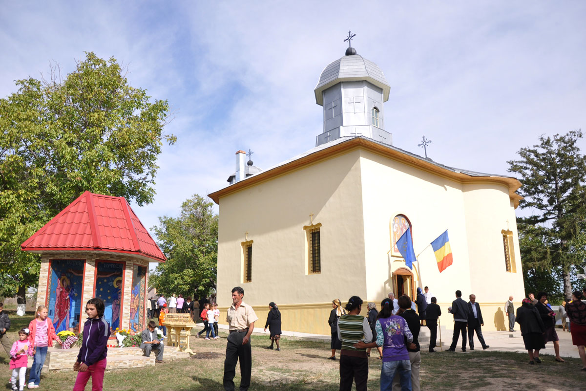 „Biserica este loc de tămăduire pentru sufletele noastre cuprinse de răni“