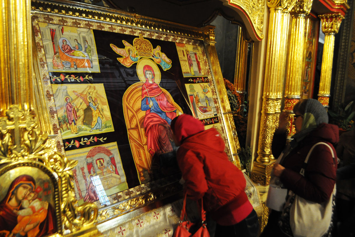 Dar de mare preţ pentru Sfânta Cuvioasă Parascheva