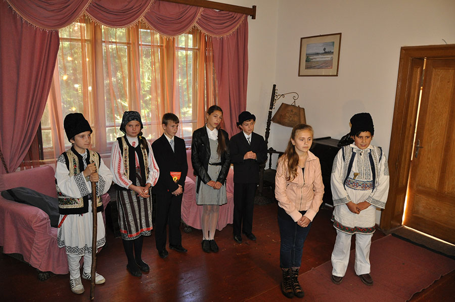 Mihail Sadoveanu, comemorat la Schitul Vovidenia