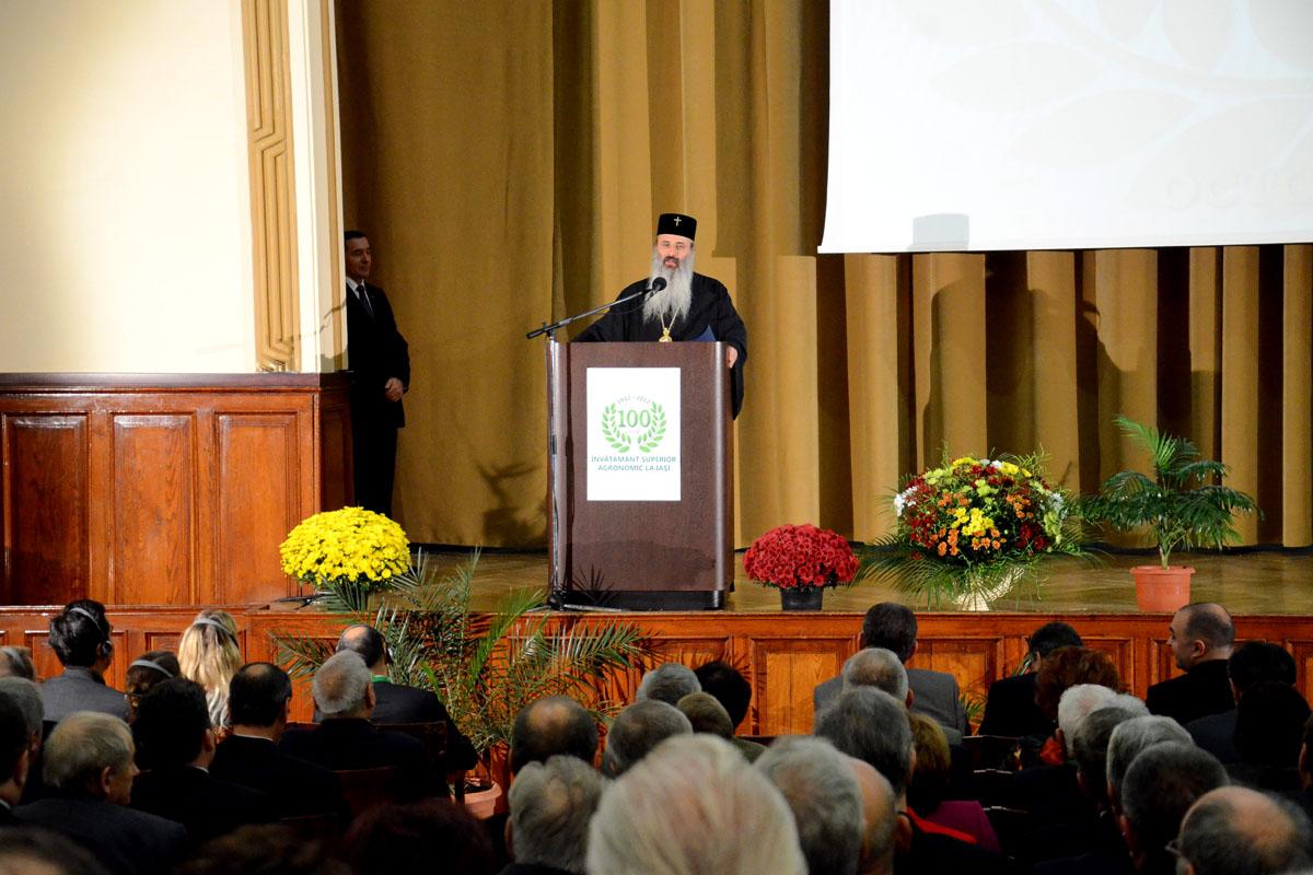 IPS Teofan, prezent la centenarul Universităţii de Ştiinţe Agricole şi Medicină Veterinară