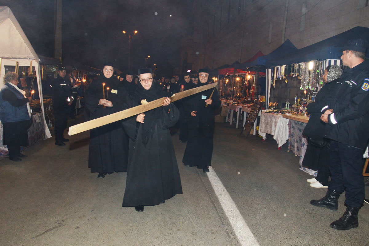Pelerinii, împreună-călători pe Calea Sfinţilor