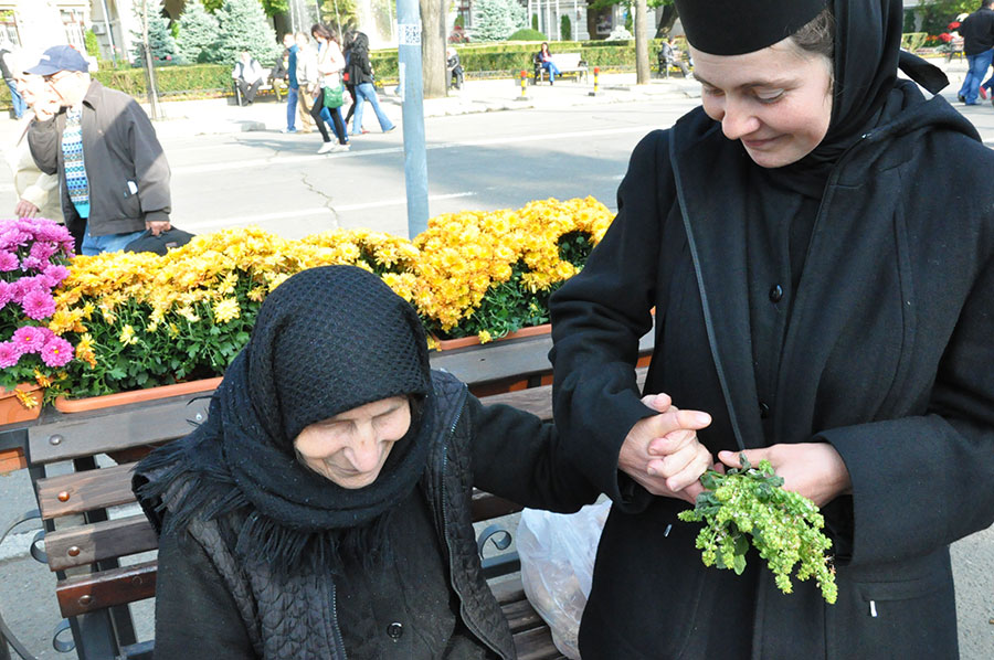 Oamenii Sfintei Parascheva