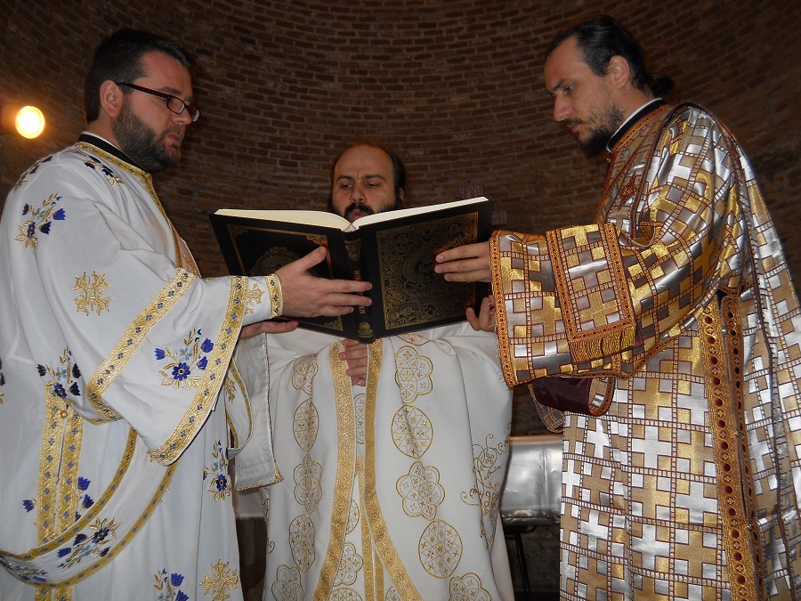 Pelerinaj de studiu la Roma pentru 18 teologi ieșeni