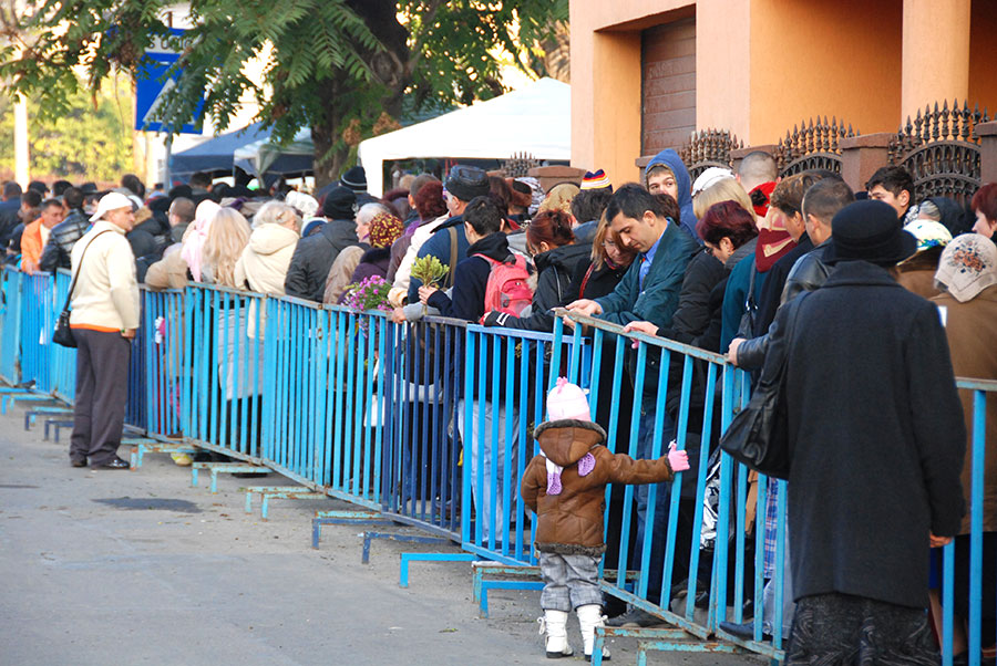 15 sfaturi pentru pelerinii Sfintei Parascheva