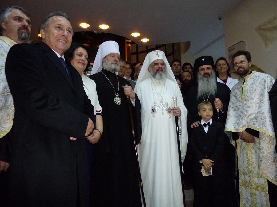 PF Daniel a sfinţit noul sediul al Policlinicii “Providenţa”