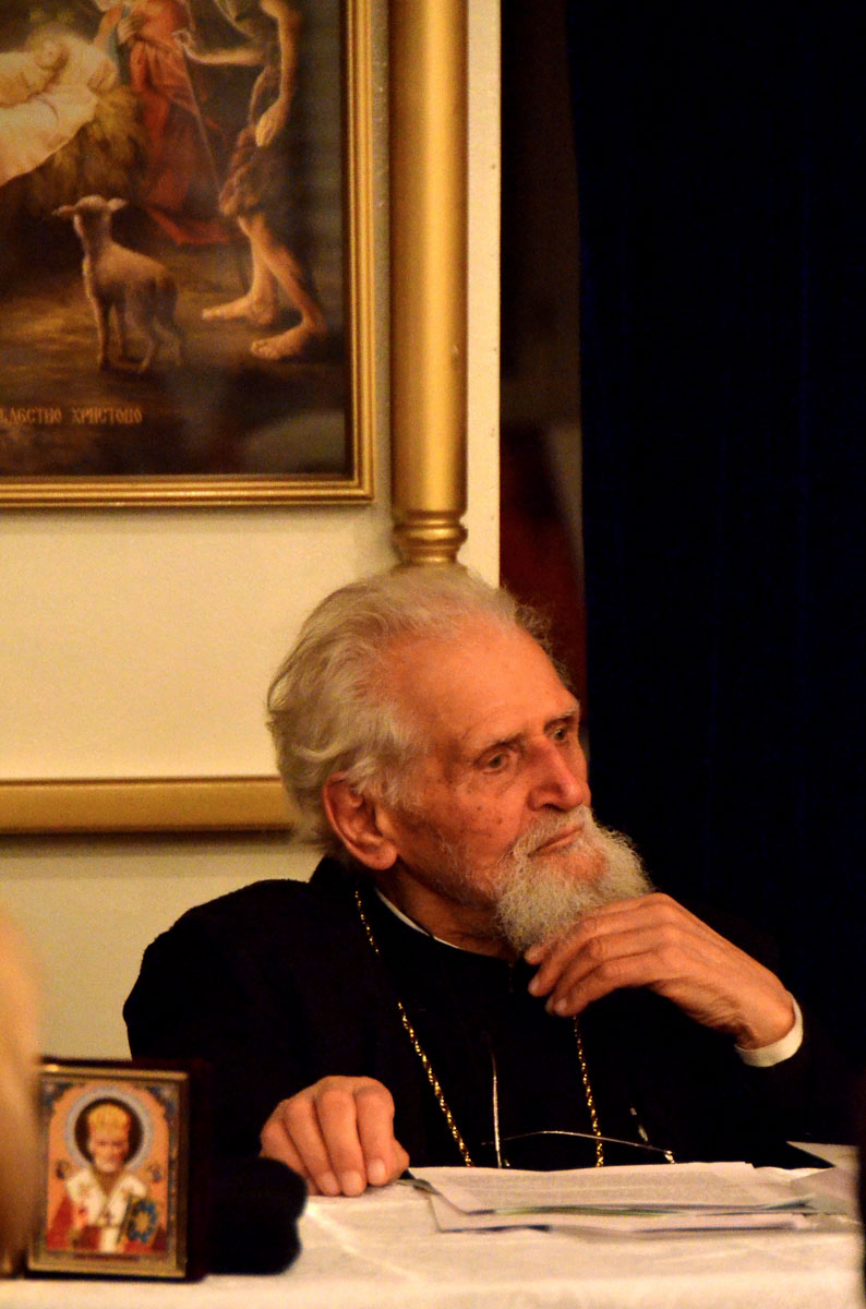 Părintele Ion Cârciuleanu a sărbătorit 97 de ani