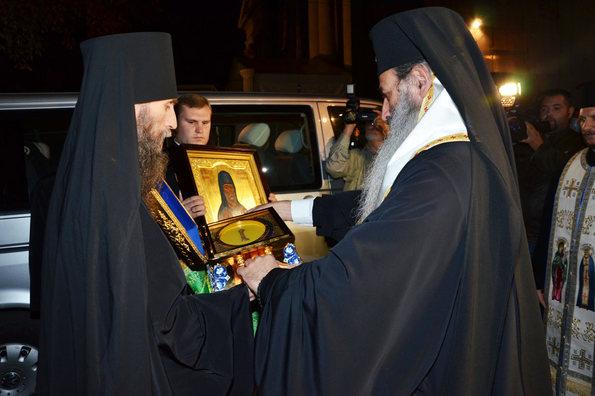 Moaştele Sfântului Teofil au ajuns aseară la Iaşi