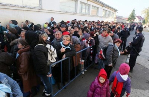 Hramul Sfintei Parascheva – asediu la porţile luminii