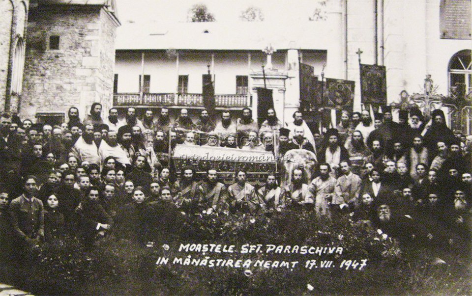 Sfânta Parascheva este mai darnică de ziua ei?