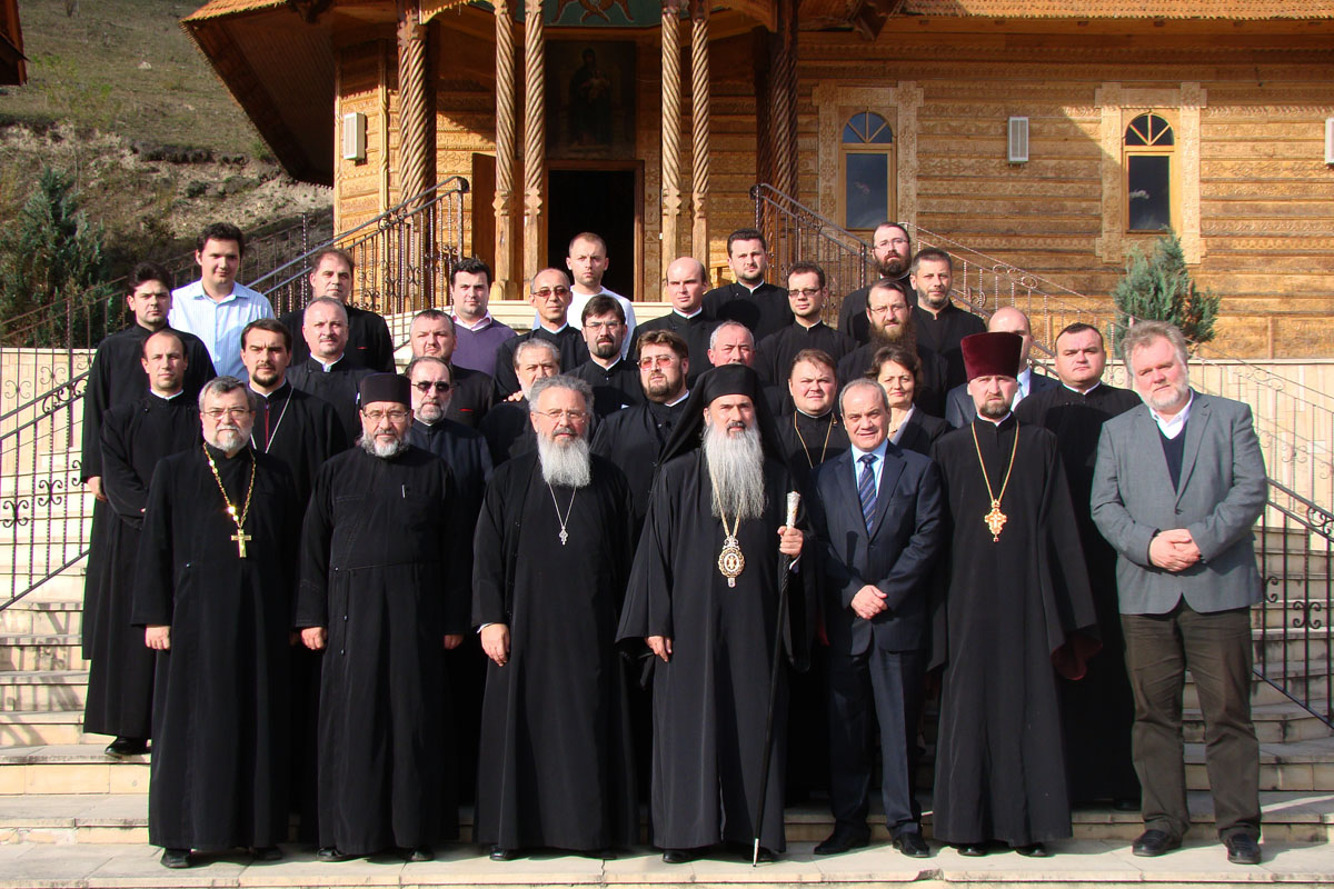 „Taina Sfântului Maslu ne reintegrează în comunitatea Bisericii“