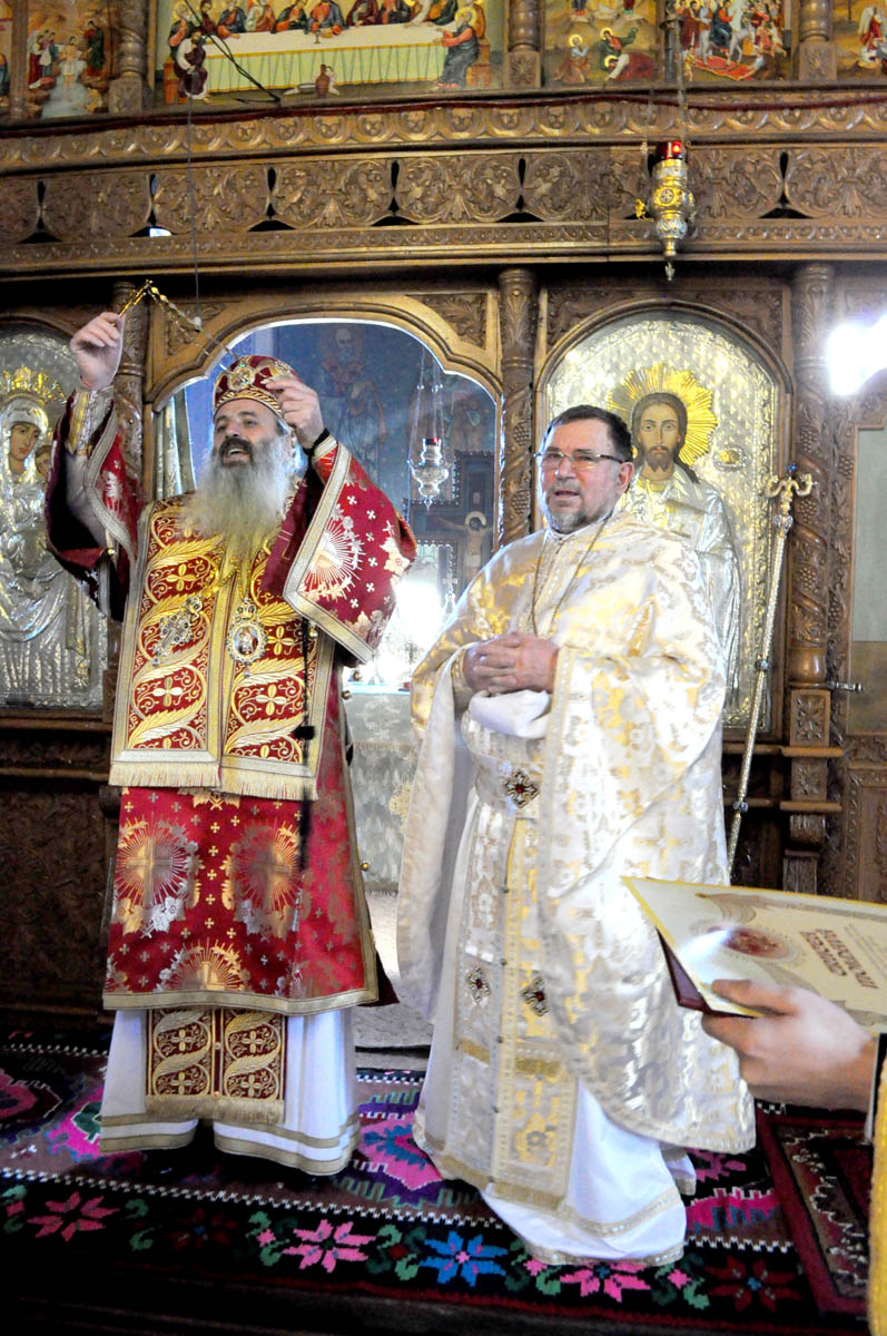 A fost sfinţit aşezământul social din parohia „Naşterea Maicii Domnului“ - Ceahlău