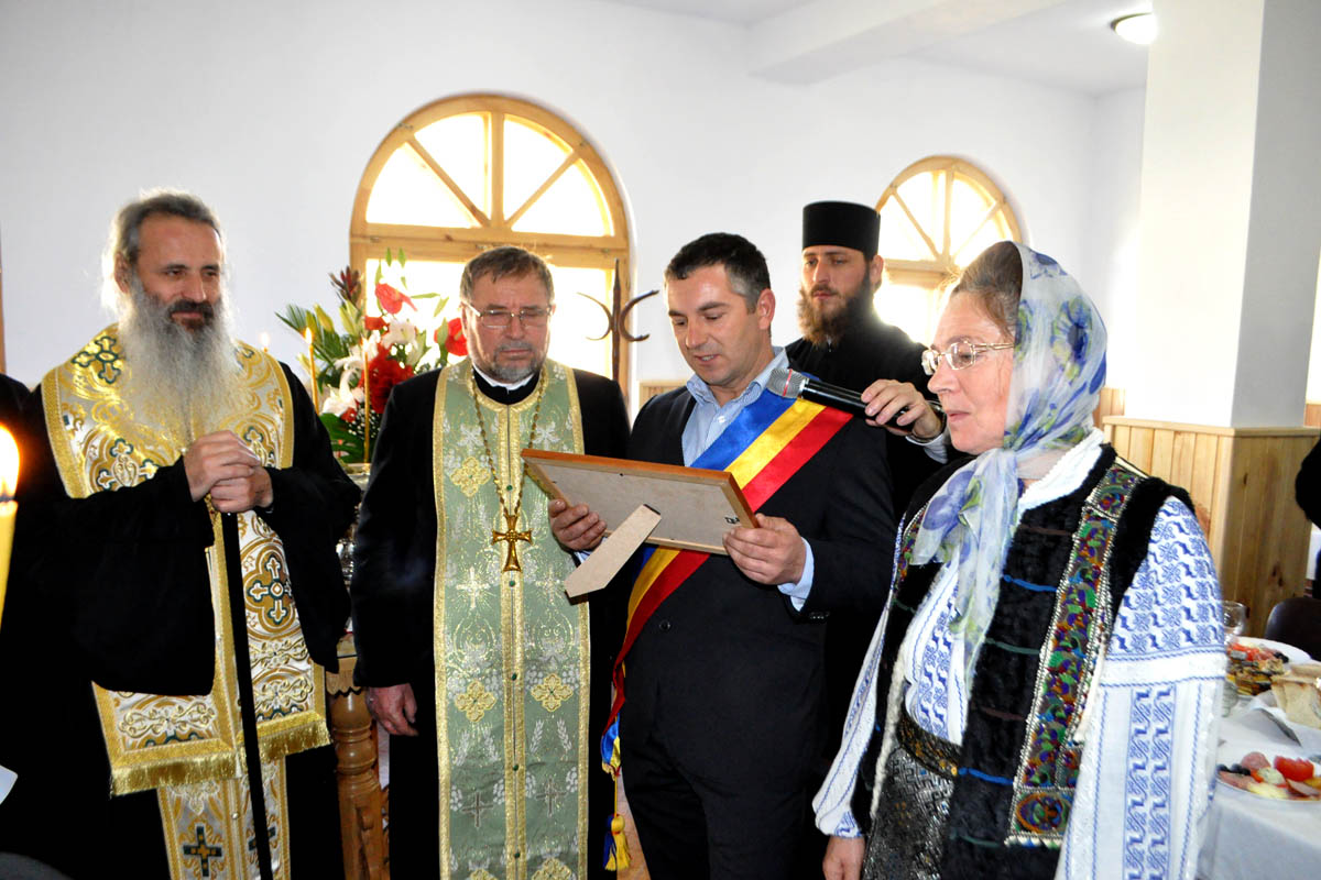 A fost sfinţit aşezământul social din parohia „Naşterea Maicii Domnului“ - Ceahlău