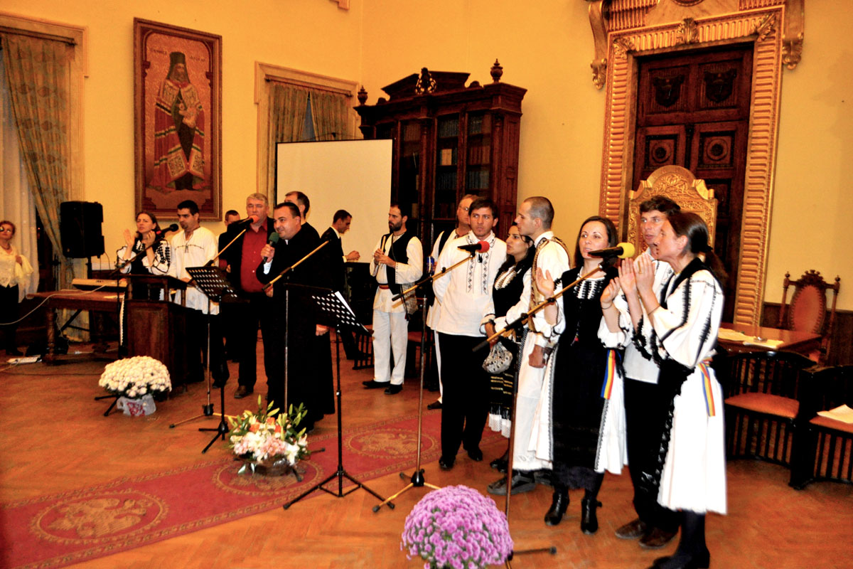 Cenaclul „Lumină lină“ a bucurat pentru prima dată inimile ieşenilor