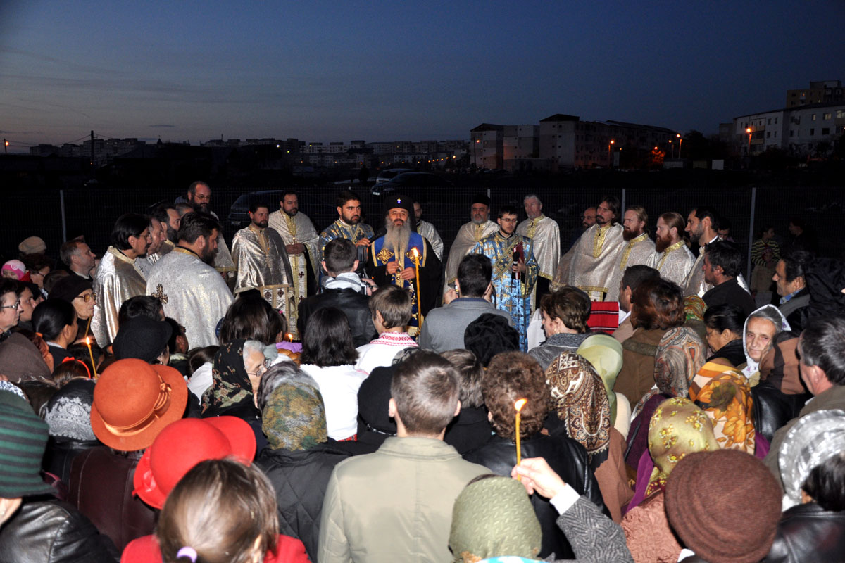 Piatră de temelie pentru o nouă biserică în cartierul ieşean Bejan